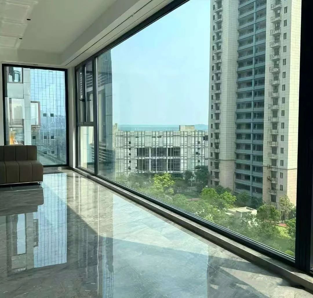 太原凡品家装 | 为什么不建议用大玻璃“封阳台”？听内行人分析，我恍然大悟！