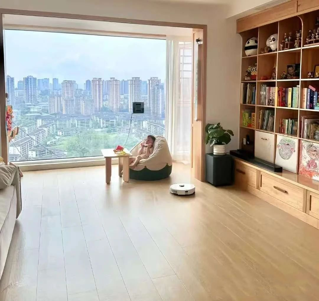 太原凡品家装 | 为什么不建议用大玻璃“封阳台”？听内行人分析，我恍然大悟！